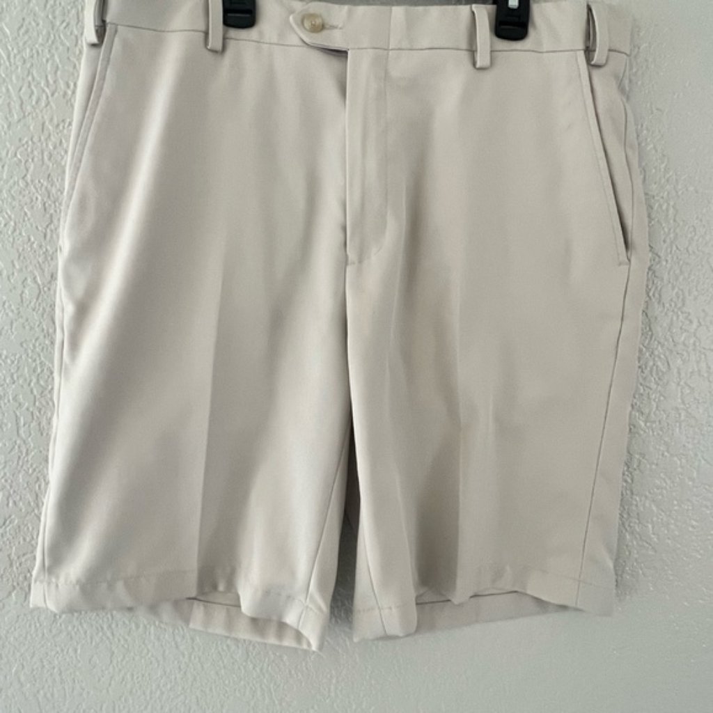 Jos A Bank Leadbetter Golf Shorts